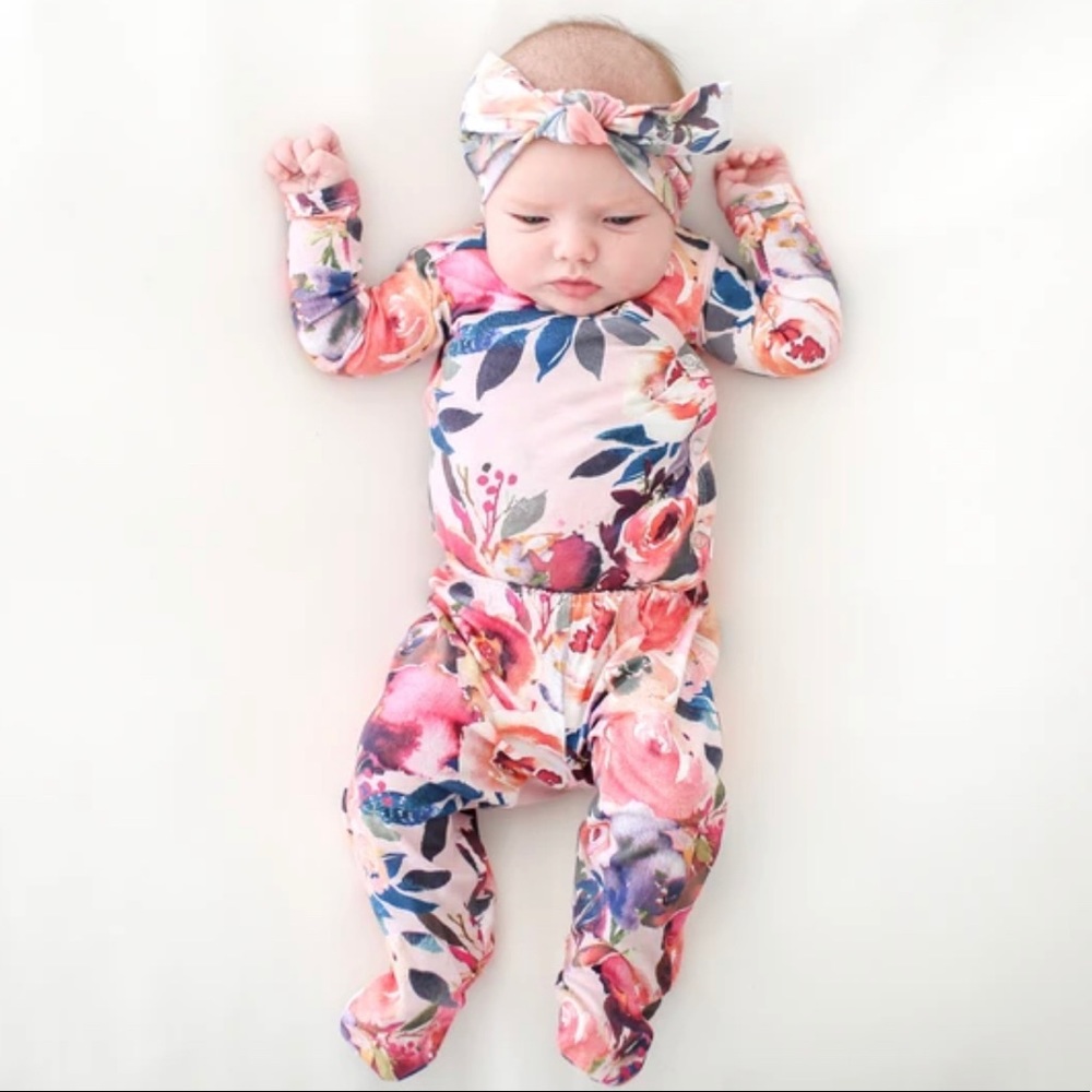 NWT Posh peanut outfit 0-3M